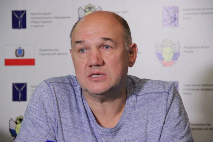 Медведев предложил поднять НДС до 20%