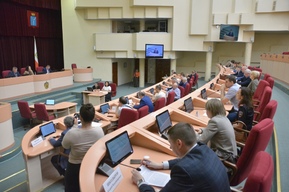 Саратовские депутаты решили обратиться в Госдуму из-за перегрузки мировых судей и ввести новые штрафы