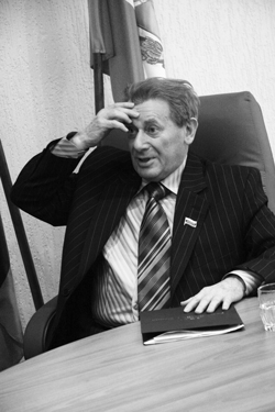 Депутат Госдумы Гудков удивлен критикой саратовского политика Ландо в свой адрес.