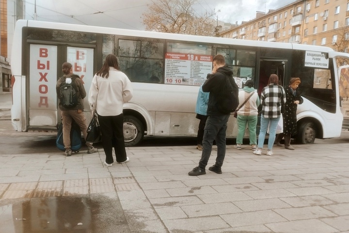 В Саратове работа «десятирублевых автобусов» на протяжении 16 дней обойдется в 8,4 миллиона